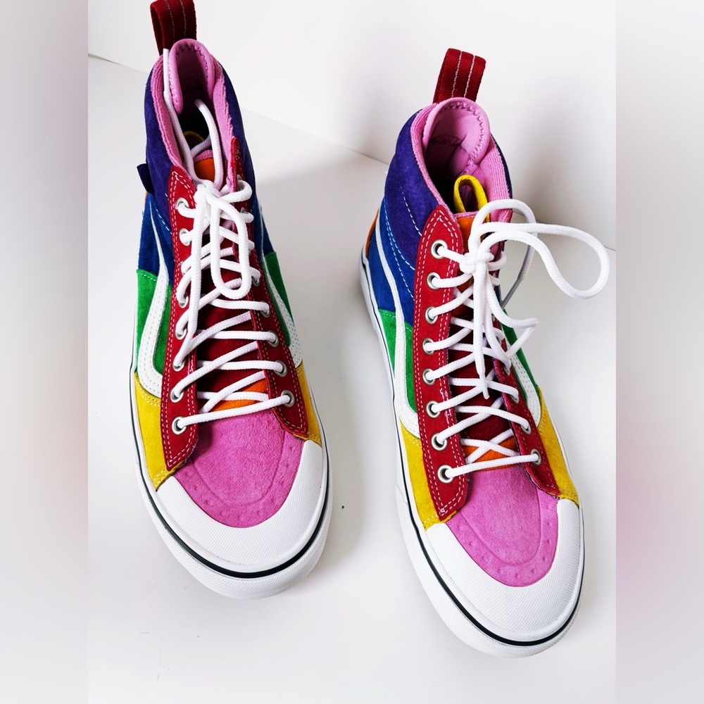 Vans SK8 Hi MTE 2.0 Dx Rainbow Color Block Fashion Sneaker
